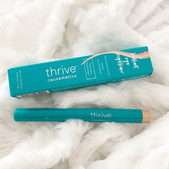 thrive cosmetics highlighter